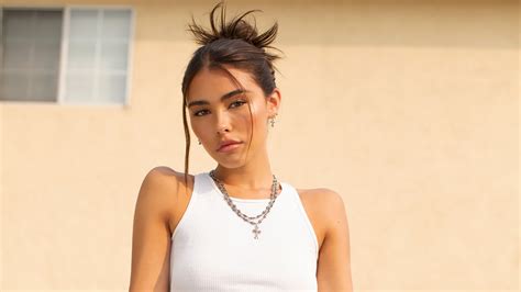 hot pics of madison beer|As Gorgeous as a Melody! See Singer Madison Beer’s Most